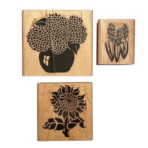 Lot of three Floral Stamps by « A Stamp in the hand »